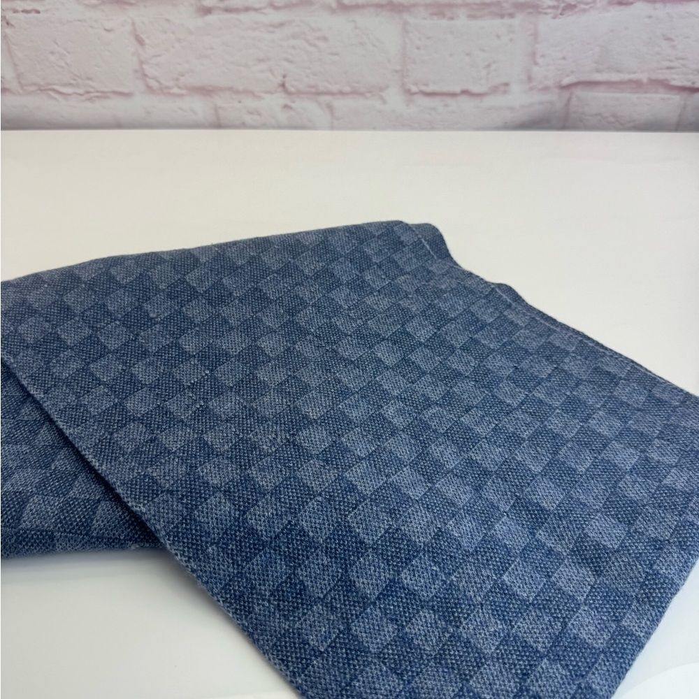 Louis Vuitton Blue Damier Checkered Men's Wool Scarf - Picture 4 of 8